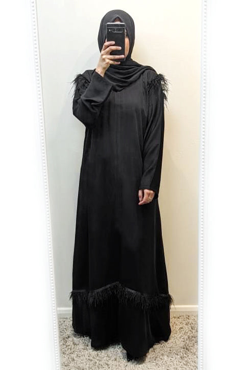 Black Feather Detailed Abaya