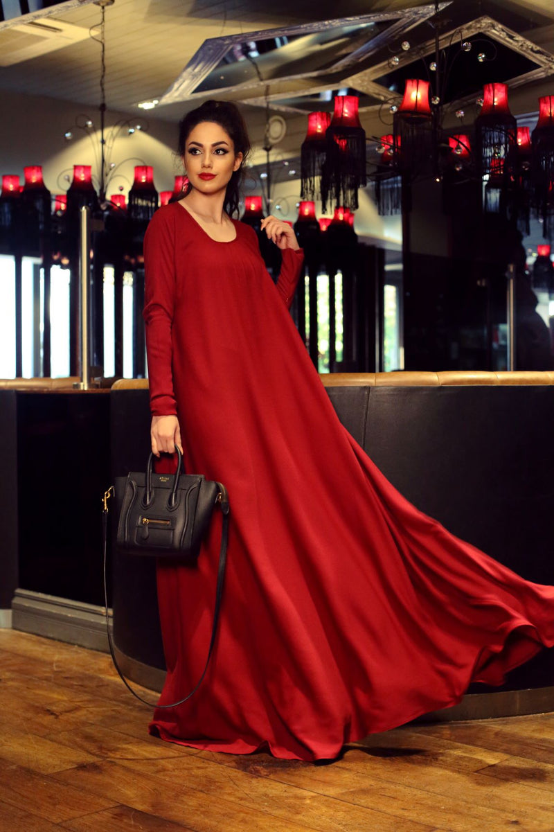 A LINE CRIMSON ABAYA