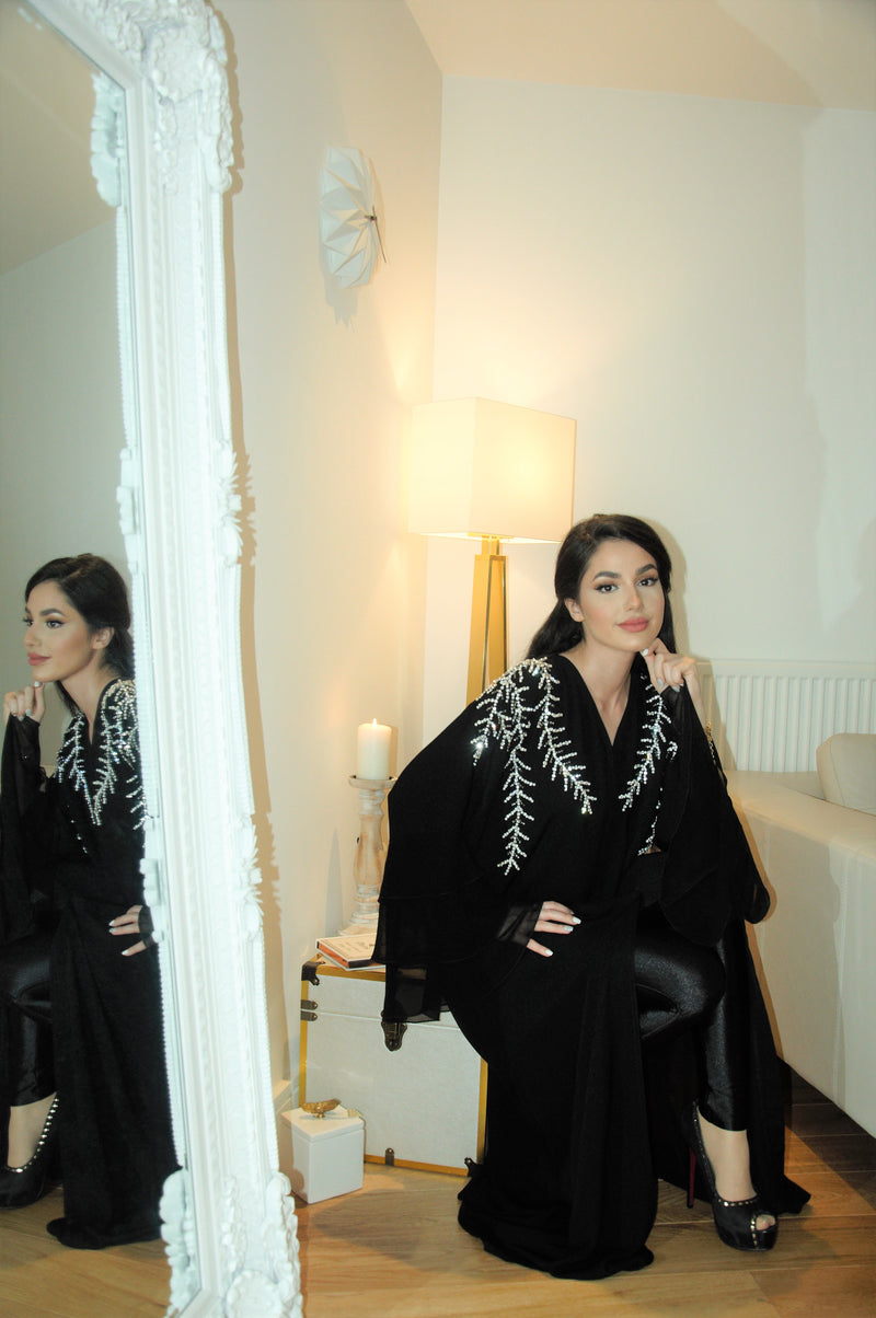 Crystal Pearl Branching Abaya